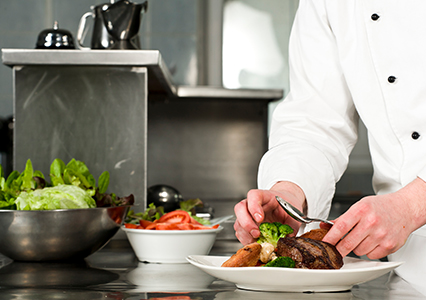 Portada Licenciatura Presencial en Gastronomía en ULC
